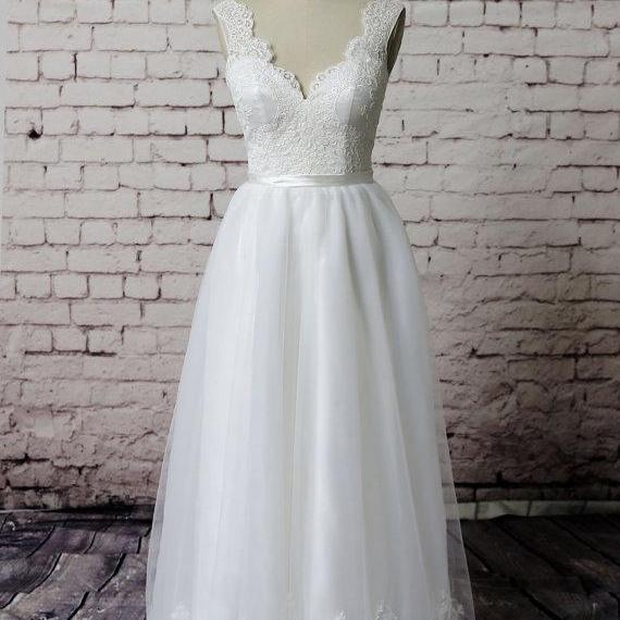 Modest V Neck Vintage Lace Retro Beach Bohemian Satin Tulle Wedding ...